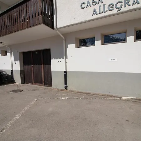 Casa Allegra 6 By Vacations, Im Zentrum & Mit Parkplatz Inkl * Arosa