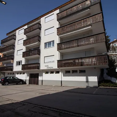 Casa Allegra 6 By Vacations, Im Zentrum & Mit Parkplatz Inkl * Arosa